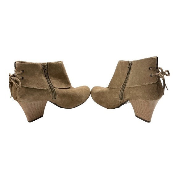 Skechers Tan Leather
Zip Cuffed Tall Heel Ankle
Booties Women's Size 9 - Picture 4 of 9